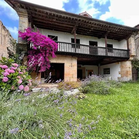 Casona Con Encanto, Siglo Xviii Cobreces