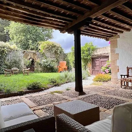 Casona Con Encanto, Siglo Xviii * Cobreces